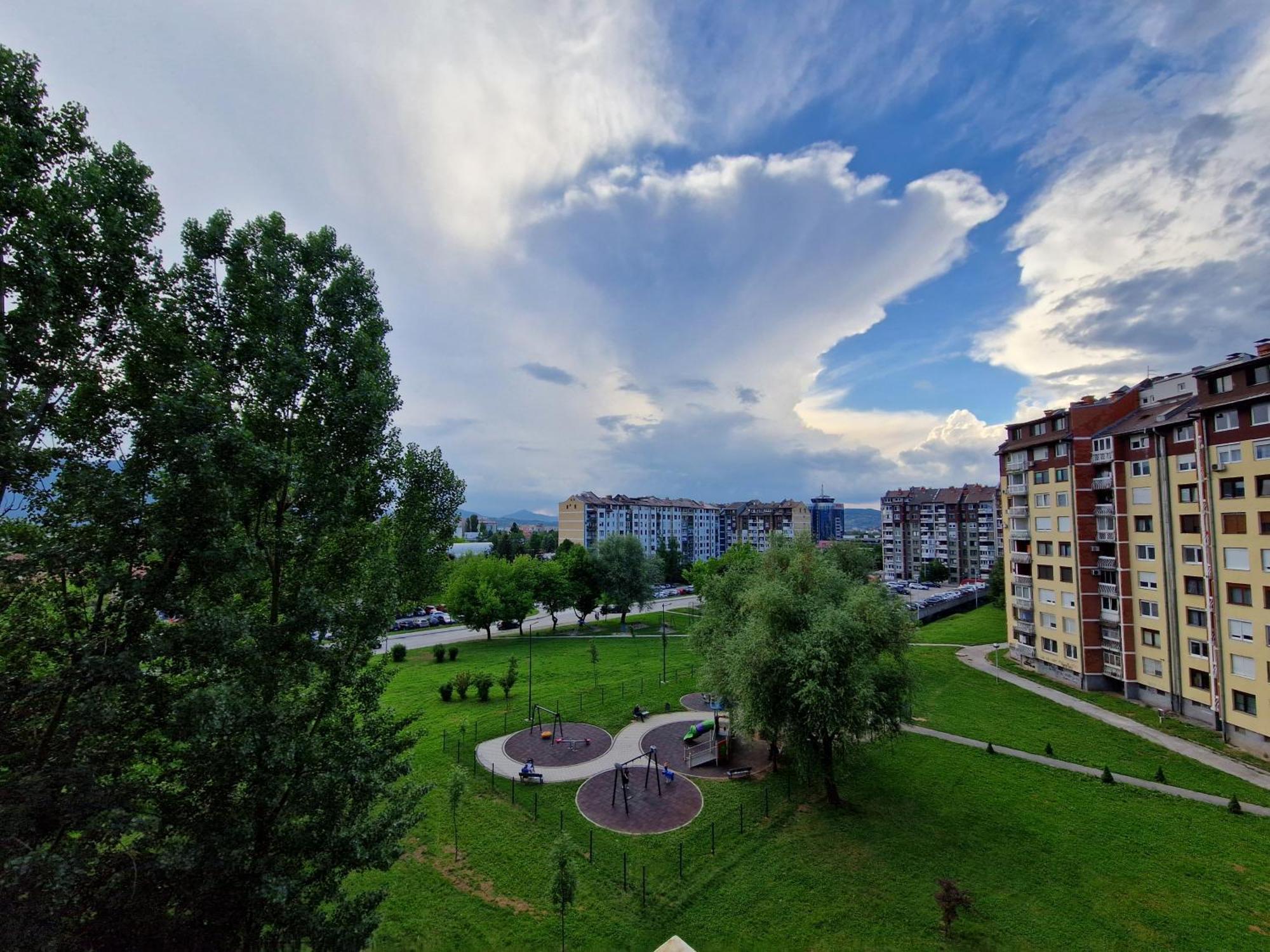 Infinity Apartment & Free Wifi & Free Parking SJJ Buitenkant foto